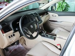 2012款 2.5L 自动 V6 Royal导航版