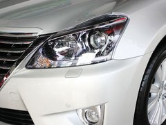 2012款 2.5L 自动 V6 Royal导航版