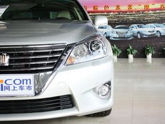 2012款 2.5L 自动 V6 Royal导航版