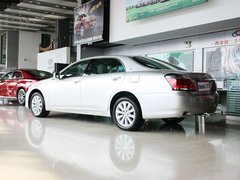 2012款 2.5L 自动 V6 Royal导航版