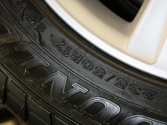 2012款 2.5L 自动 V6 Royal真皮版