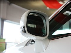 2012款 2.5L 自动 V6 Royal真皮版