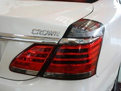 2012款 2.5L 自动 V6 Royal真皮版