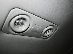2012款 2.5L 自动 V6 Royal真皮版