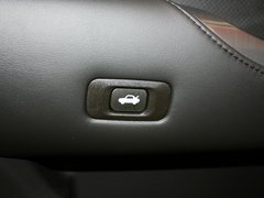 2012款 2.5L 自动 V6 Royal真皮版