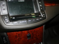 2012款 2.5L 自动 V6 Royal真皮版