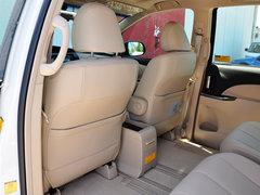 2012款 2.4L CVT 标准版 7座