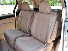 2012款 2.4L CVT 标准版 7座
