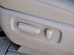 2012款 2.4L CVT 标准版 7座
