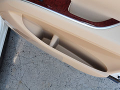2012款 2.4L CVT 标准版 7座