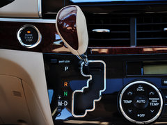 2012款 2.4L CVT 标准版 7座