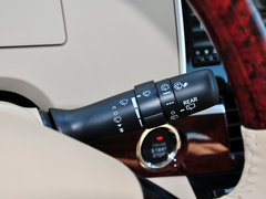 2012款 2.4L CVT 标准版 7座