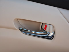 2012款 2.4L CVT 标准版 7座