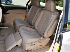 2012款 2.4L CVT 标准版 7座