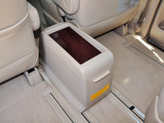 2012款 2.4L CVT 标准版 7座