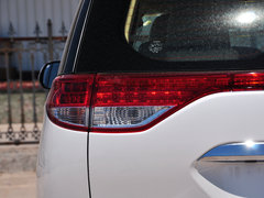 2012款 2.4L CVT 标准版 7座