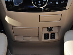 2012款 2.4L CVT 豪华版 7座