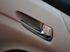 2012款 2.4L CVT 豪华版 7座