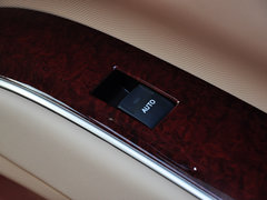 2012款 2.4L CVT 豪华版 7座