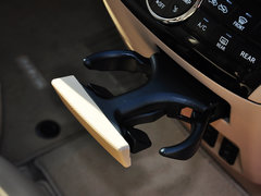 2012款 2.4L CVT 豪华版 7座