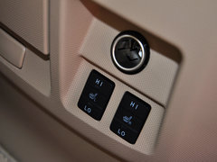 2012款 2.4L CVT 豪华版 7座