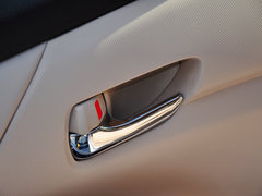 2012款 2.4L CVT 豪华版 7座