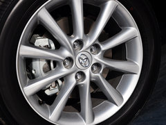 2012款 2.4L CVT 豪华版 7座