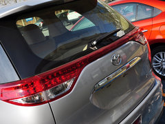 2012款 2.4L CVT 豪华版 7座