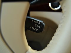 2012款 2.4L CVT 豪华版 7座