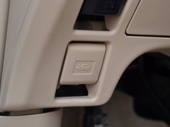 2012款 2.4L CVT 豪华版 7座