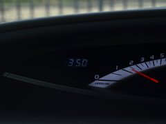 2012款 2.4L CVT 豪华版 7座