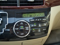 2012款 2.4L CVT 豪华版 7座