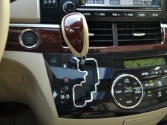 普瑞维亚 2012款 2.4L CVT 豪华版 7座