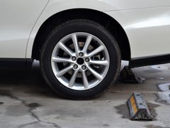 2012款 2.4L CVT 豪华版 7座
