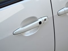 2012款 2.4L CVT 豪华版 7座