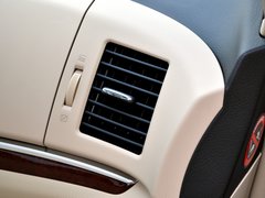 2012款 2.4L CVT 豪华版 7座
