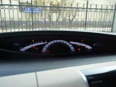 2012款 2.4L CVT 豪华版 7座