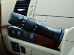 2012款 2.4L CVT 豪华版 7座