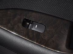 2012款 2.0L 自动 DLX 特别版