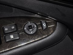 2012款 2.0L 自动 DLX 特别版