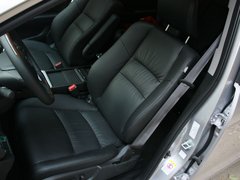 广汽本田  2.4L 自动 驾驶席座椅前45度视图