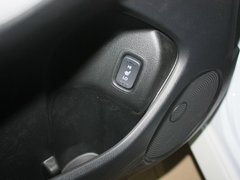 2013款 2.4L 自动 运动版 7座