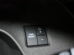 2013款 2.4L 自动 运动版 7座