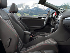 2013 GTI 敞篷版