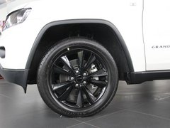 2012款 3.6L 自动 梦十珍藏版 5座