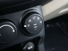 2012款 2.0T 手动 探索版柴油4X4豪华型 5座