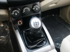 2012款 2.0T 手动 探索版柴油4X4豪华型 5座