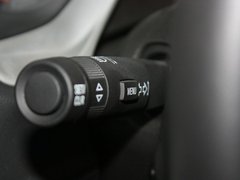 2012款 3.6L 自动 改款传奇性能版