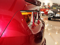 2012款 3.6L 自动 改款传奇性能版