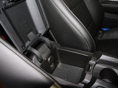 2012款 3.6L 自动 改款传奇性能版